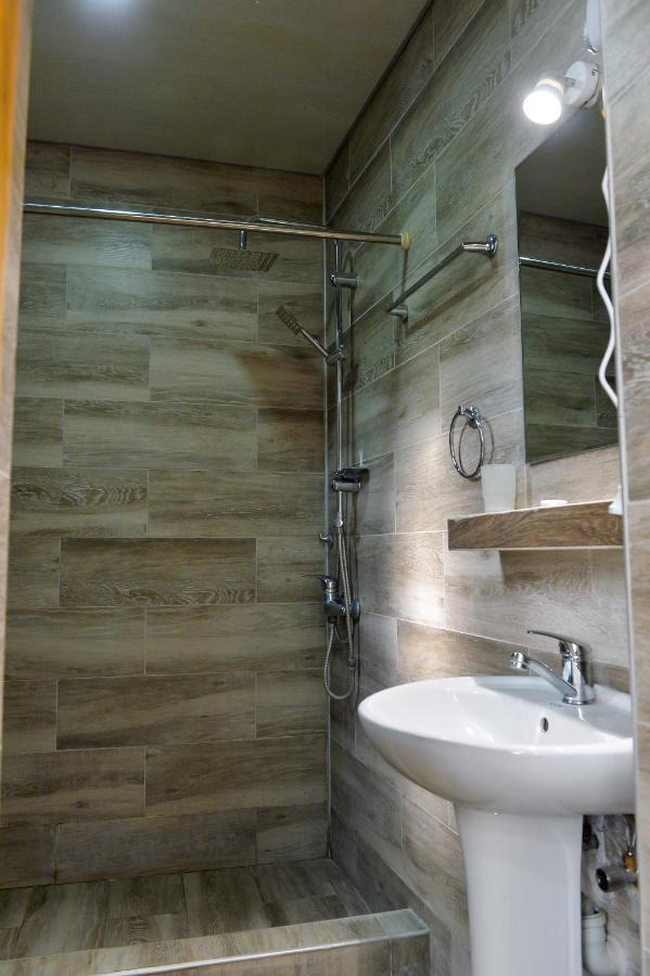 Meridian Kutaisi Luaran gambar