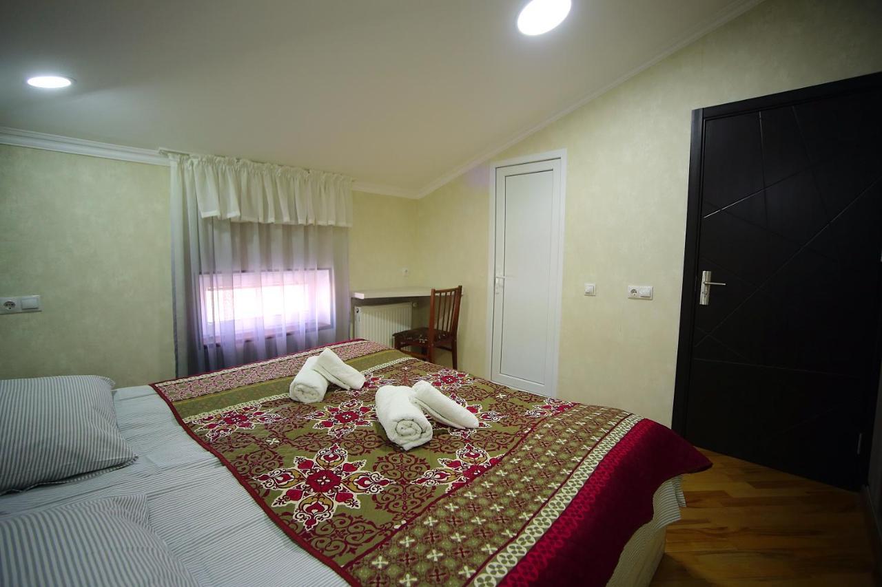 Meridian Kutaisi Luaran gambar