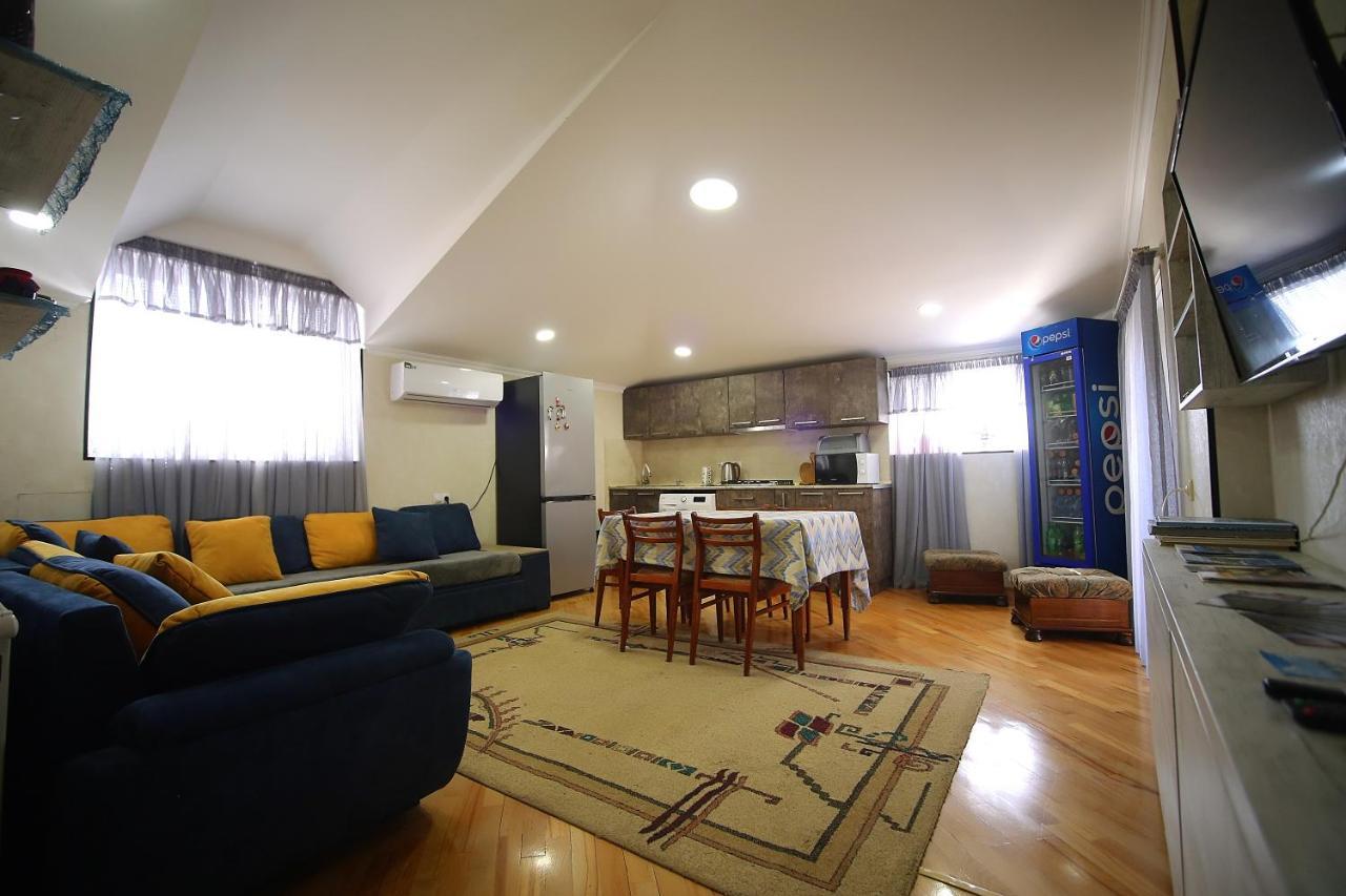 Meridian Kutaisi Luaran gambar
