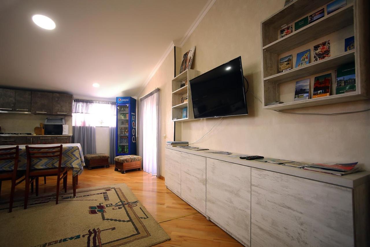 Meridian Kutaisi Luaran gambar
