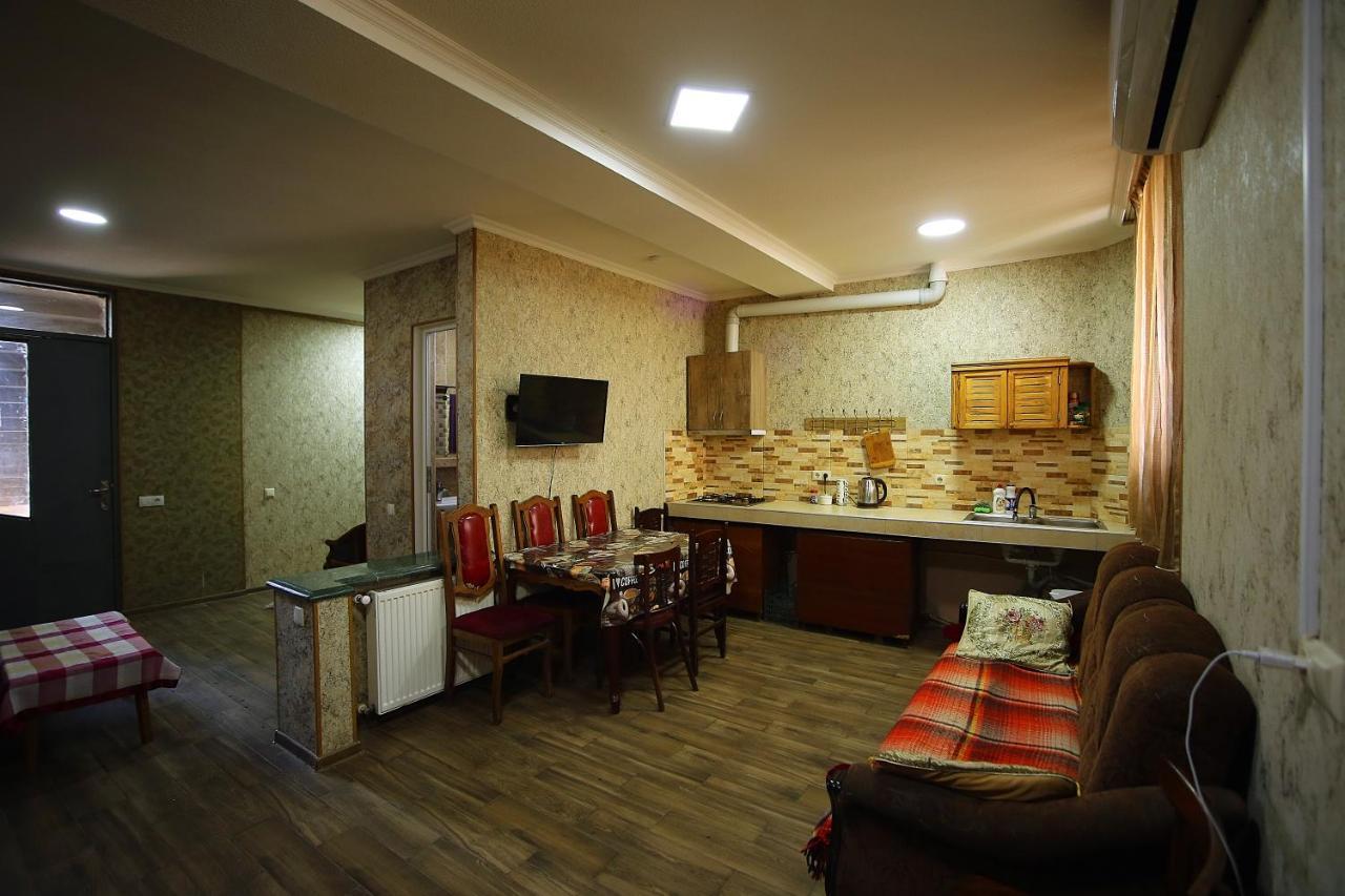 Meridian Kutaisi Luaran gambar